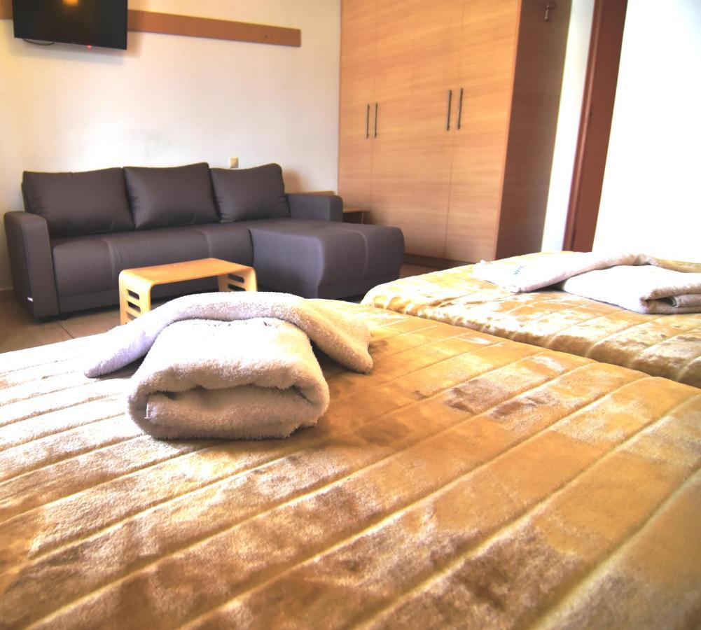 Iridanos Hotel อันติกีรา ภายนอก รูปภาพ