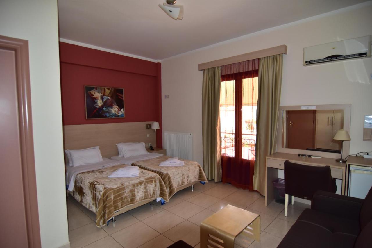 Iridanos Hotel อันติกีรา ภายนอก รูปภาพ