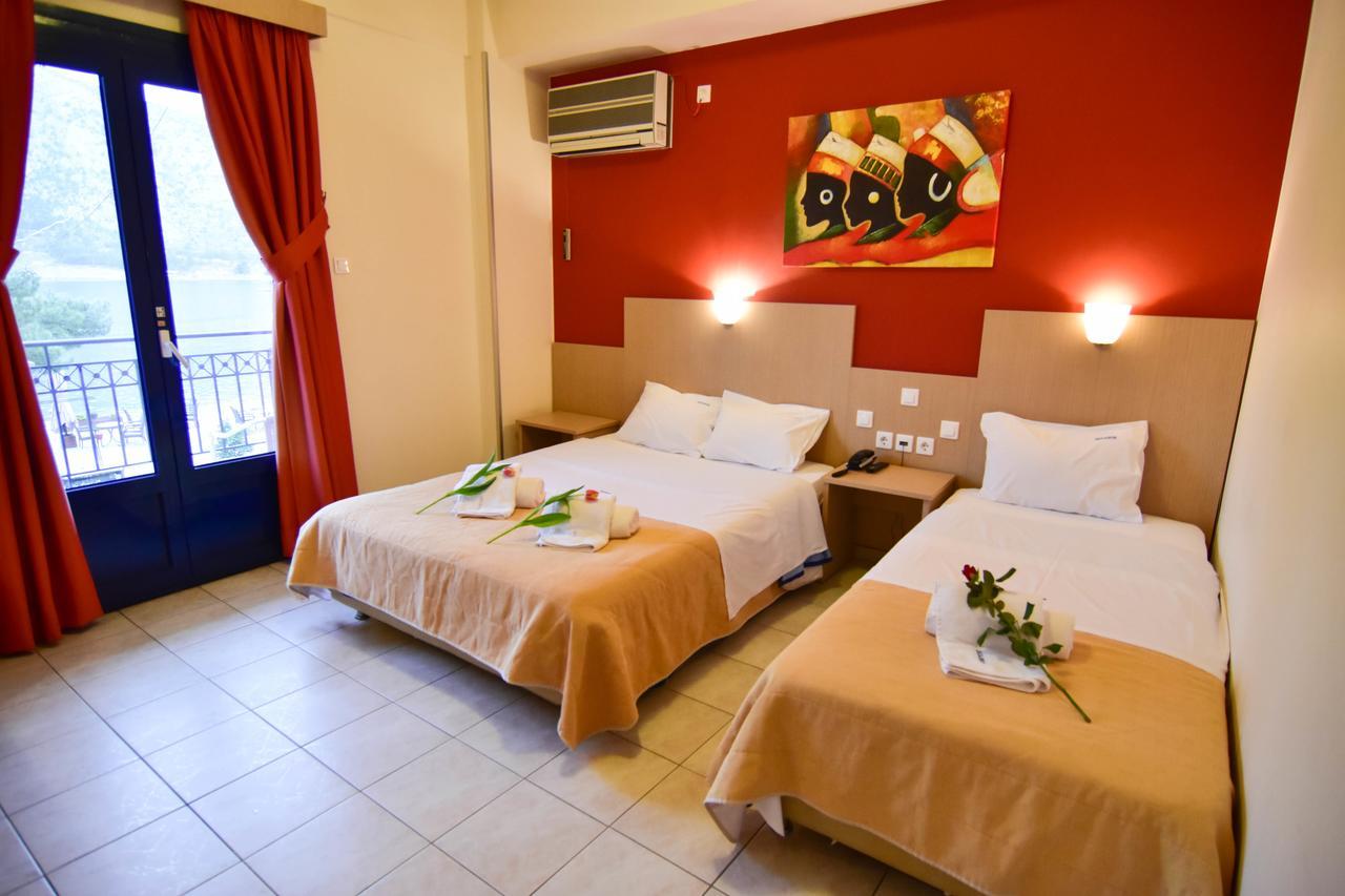 Iridanos Hotel อันติกีรา ภายนอก รูปภาพ